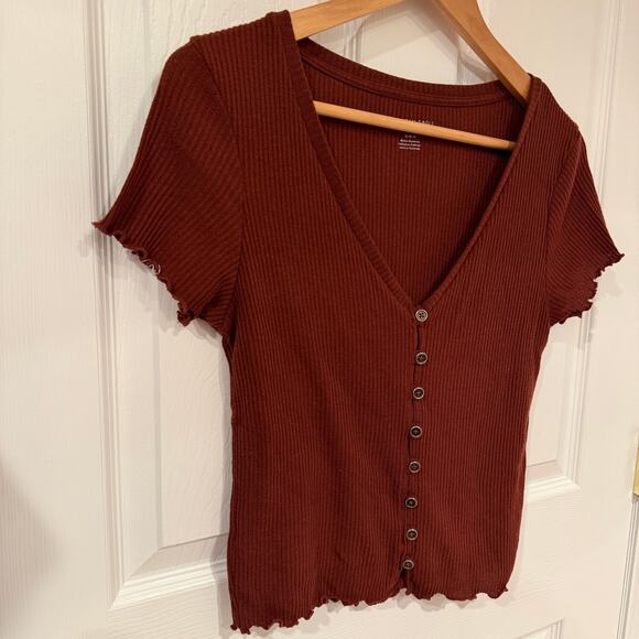 American Eagle Ribbed Button-Front Lettuce Hem Top – Rust Brown Size M Y2K 90's - Picture 2 of 9